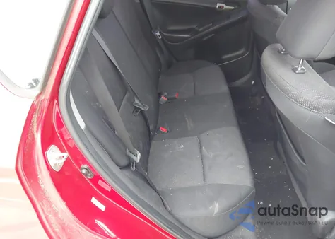 2010 Pontiac Vibe from USA, damaged, VIN 5Y2SP6E85AZ420128